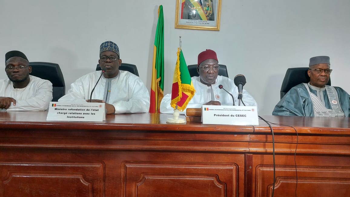 Clôture de la 4ème session extraordinaire de la 6ème mandature du CESEC!